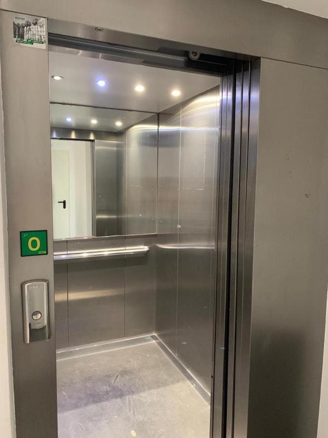 -Malagasunapts- Central Freeparking Rooftoppool Zewnętrze zdjęcie